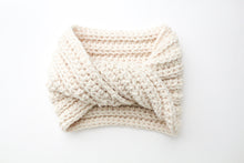 Load image into Gallery viewer, Twisted Cowl Pattern // Crochet Pattern - Darling Anne