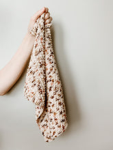 Load image into Gallery viewer, Lorli Hand Towel + Dish Cloth PATTERN // Knit Pattern - Darling Anne