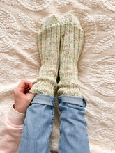 Load image into Gallery viewer, Hydrangea hand knit socks (size 8-10) - Darling Anne