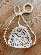 Load image into Gallery viewer, Medium Plant Hanger Crochet Pattern // Crochet Pattern - Darling Anne